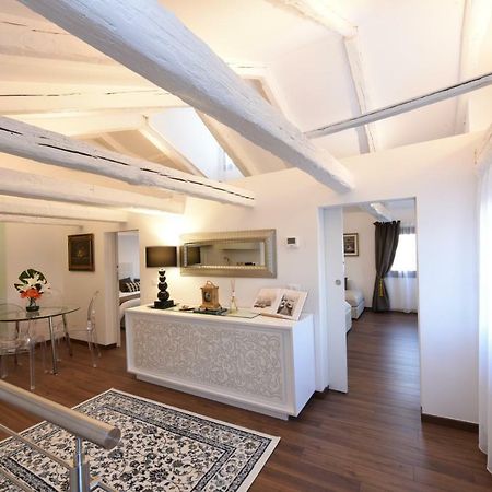 Sweet Apartment Frari Venecia Exterior foto