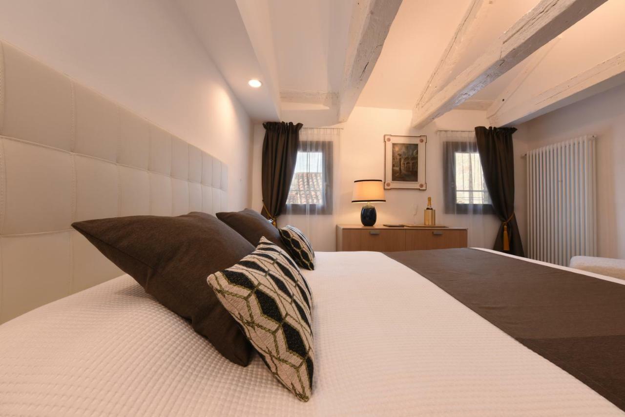 Sweet Apartment Frari Venecia Exterior foto